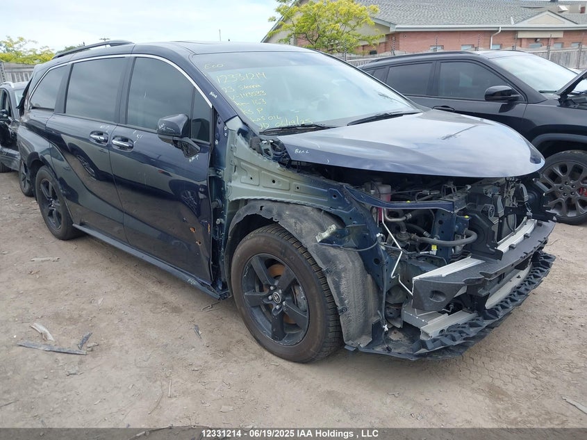 5TDGRKECXPS143533 2023 Toyota Sienna auction photo 1
