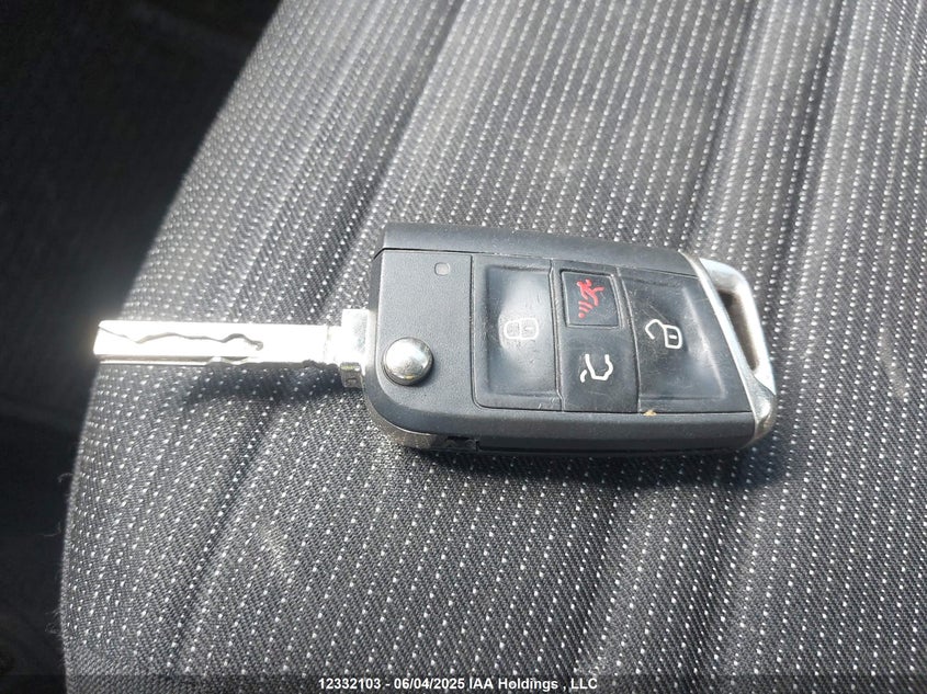 3VV0B7AX7NM032397 2022 VOLKSWAGEN TIGUAN photo no. 11