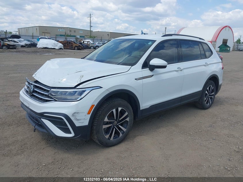 3VV0B7AX7NM032397 2022 VOLKSWAGEN TIGUAN photo no. 2