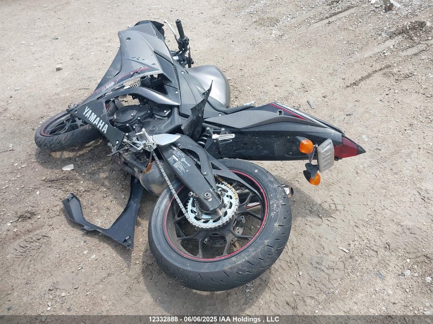 MH3RH06N0GK003760 2016 YAMAHA YZF photo no. 3