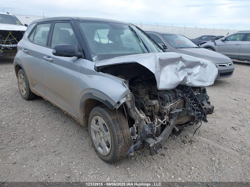 KMHRB8A36NU136377 2022 Hyundai Venue Se auction photo 1