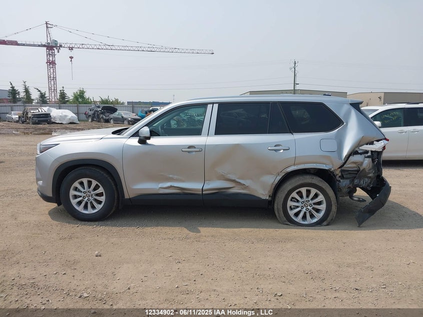 5TDAAAB52RS064910 2024 TOYOTA HIGHLANDER photo no. 14