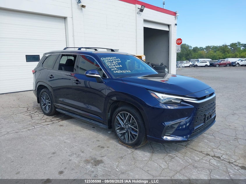 5TDAAAB62RS013853 LEXUS TX Photo 1