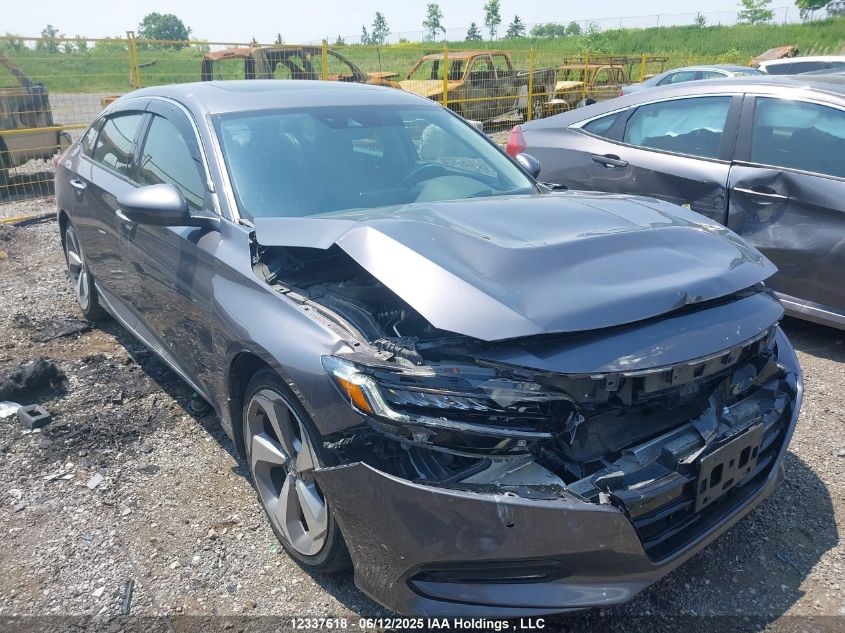 2018 HONDA ACCORD SEDAN | 1HGCV1F9XJA801834