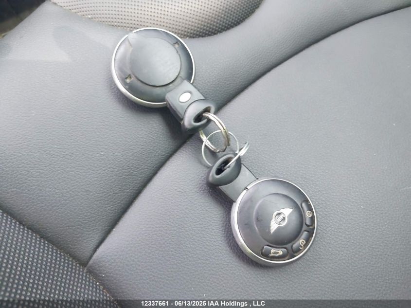 2011 Mini Cooper S VIN: WMWSV3C58BTY12504 Lot: 12337661