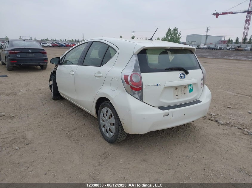 2013 Toyota Prius C VIN: JTDKDTB3XD1041676 Lot: 12338033