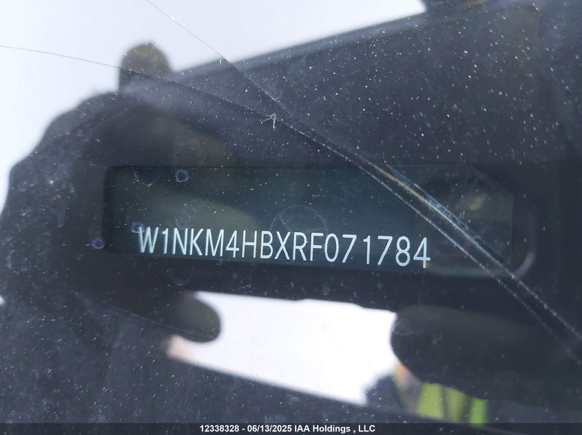 Auction sale of the 2024 MERCEDES BENZ GLC 300 , vin: W1NKM4HBXRF071784, lot number: 12338328