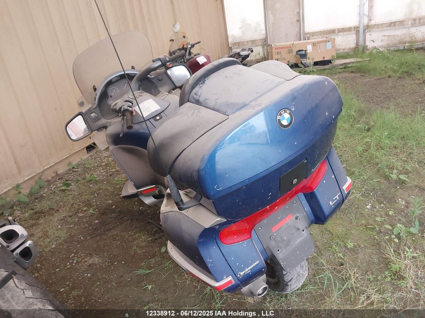 WB10545A31ZD48110 2001 BMW R 1200 photo no. 3