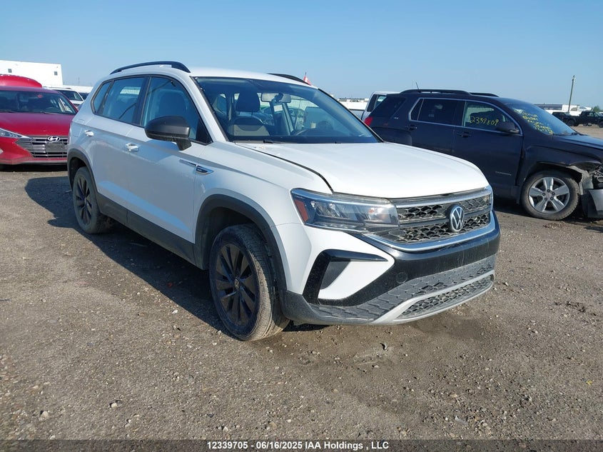 3VVCX7B22NM000863 2022 Volkswagen Taos auction photo 1
