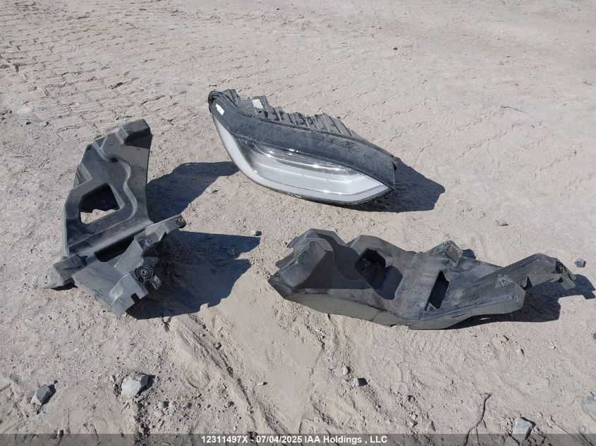 2022 Tesla Model X Plaid VIN: 7SAXCBE61NF339117 Lot: 12311497X