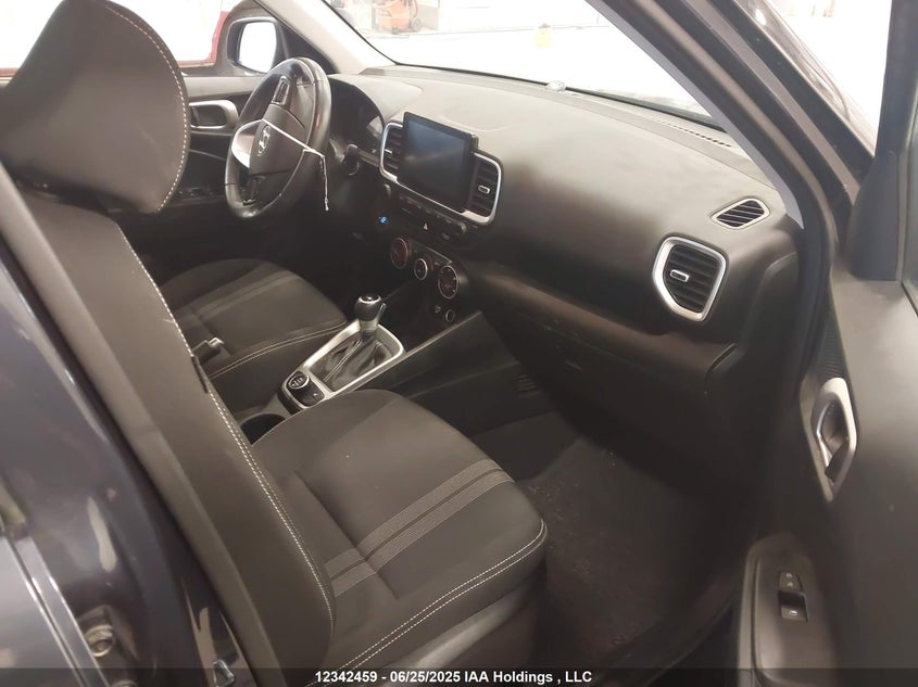 2023 Hyundai Venue Sel/Limited VIN: KMHRC8A35PU270118 Lot: 12342459