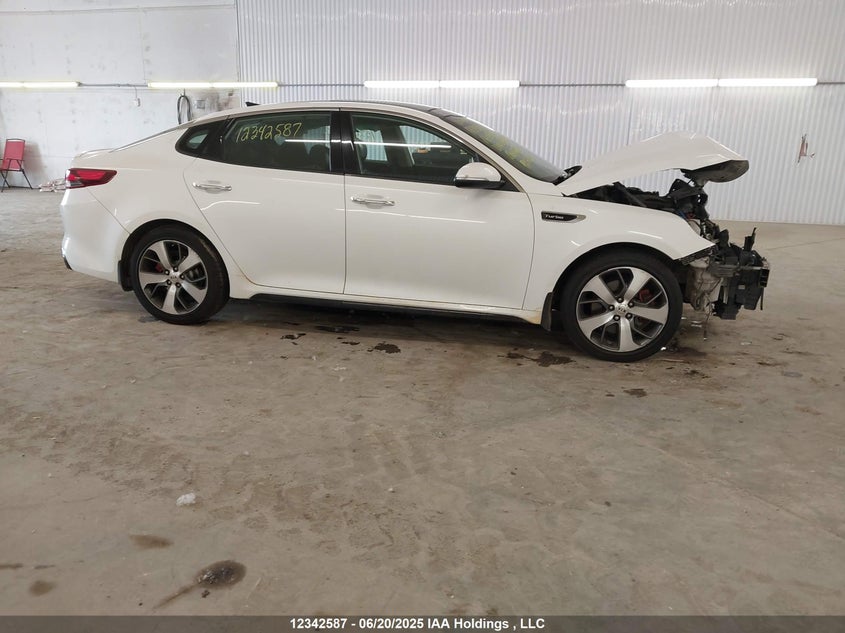 5XXGW4L25GG060284 2016 Kia Optima Sx Turbo auction photo 1