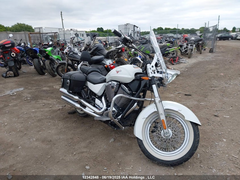 5VPRB36N1D3015862 2013 Victory Motorcycles Boardwalk auction photo 1
