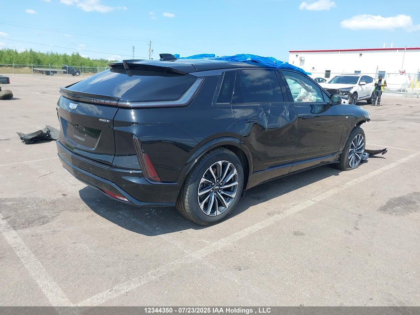 1GYKPVRK4RZ116438 2024 CADILLAC LYRIQ photo no. 4