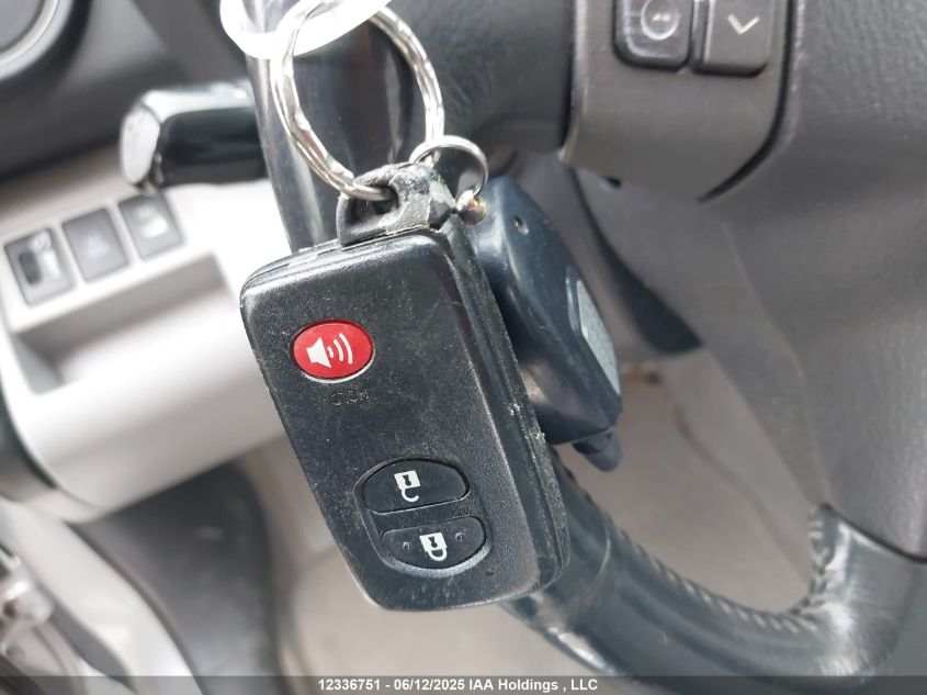 2009 Toyota Rav4 Limited V6 VIN: JTMBK31V79D002106 Lot: 12336751X