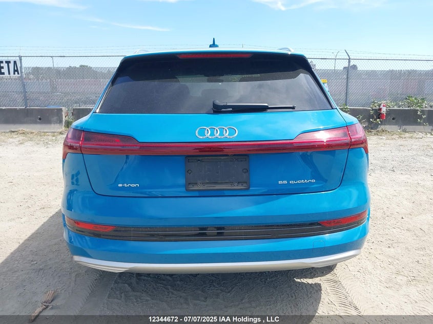 WA1VAAGE7KB011055 2019 AUDI E-TRON photo no. 16