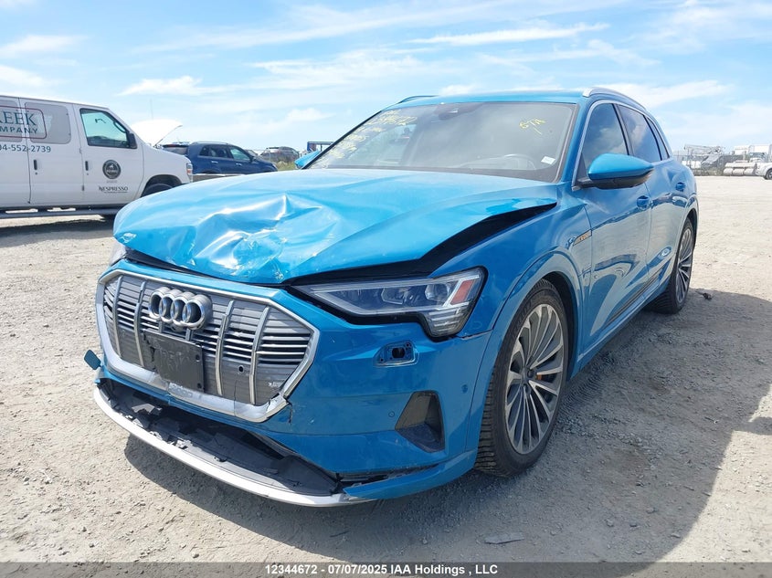 WA1VAAGE7KB011055 2019 AUDI E-TRON photo no. 2