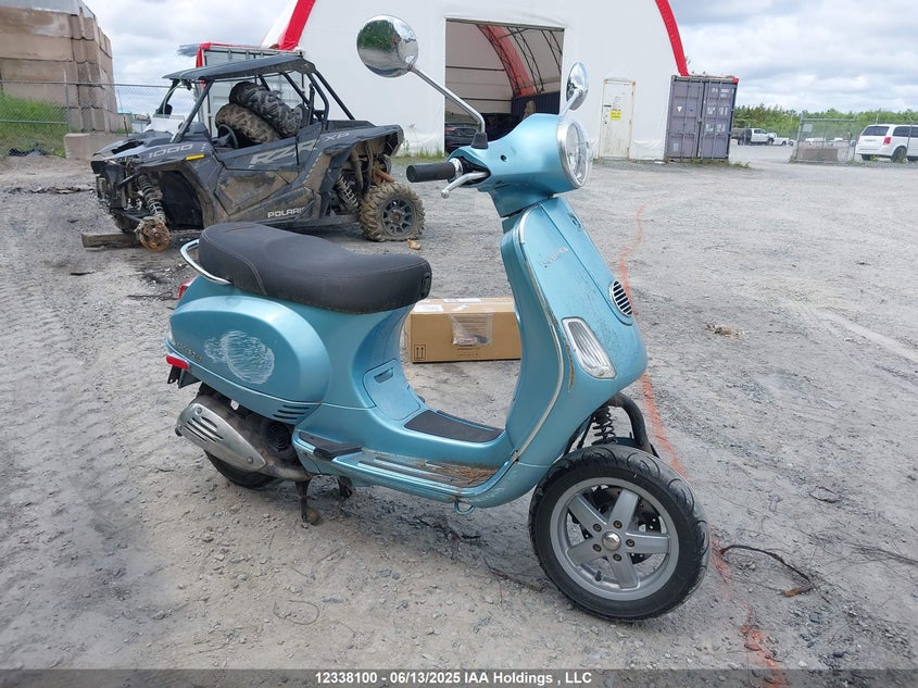 ZAPM688F9B5000963 2011 Vespa Lx 150Ie auction photo 1