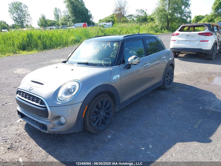 2017 Mini 5 Door Cooper S VIN: WMWXU3C54H2D32714 Lot: 12345054