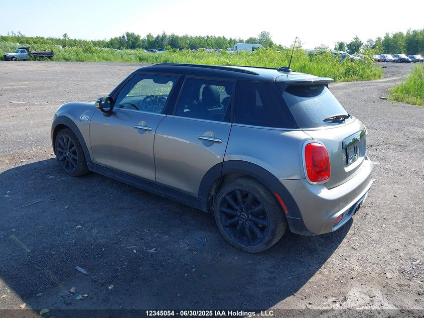 2017 Mini 5 Door Cooper S VIN: WMWXU3C54H2D32714 Lot: 12345054