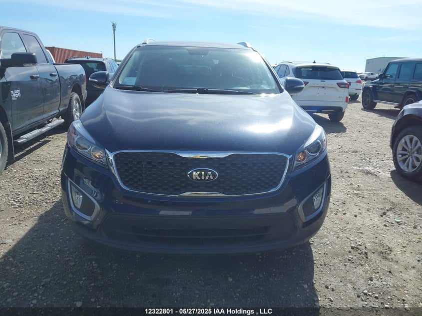 2017 Kia Sorento 3.3L Lx V6 7-Seater VIN: 5XYPGDA5XHG331590 Lot: 12322801X