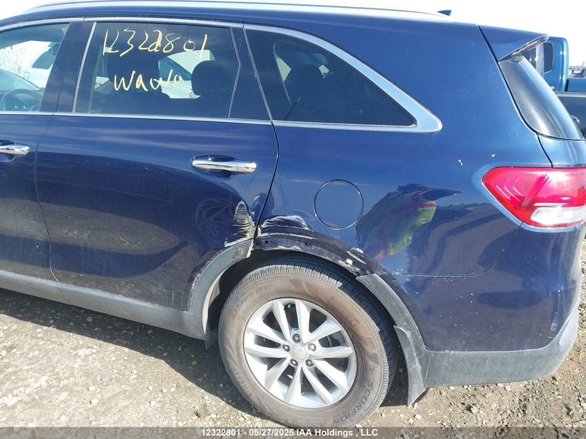 2017 Kia Sorento 3.3L Lx V6 7-Seater VIN: 5XYPGDA5XHG331590 Lot: 12322801X