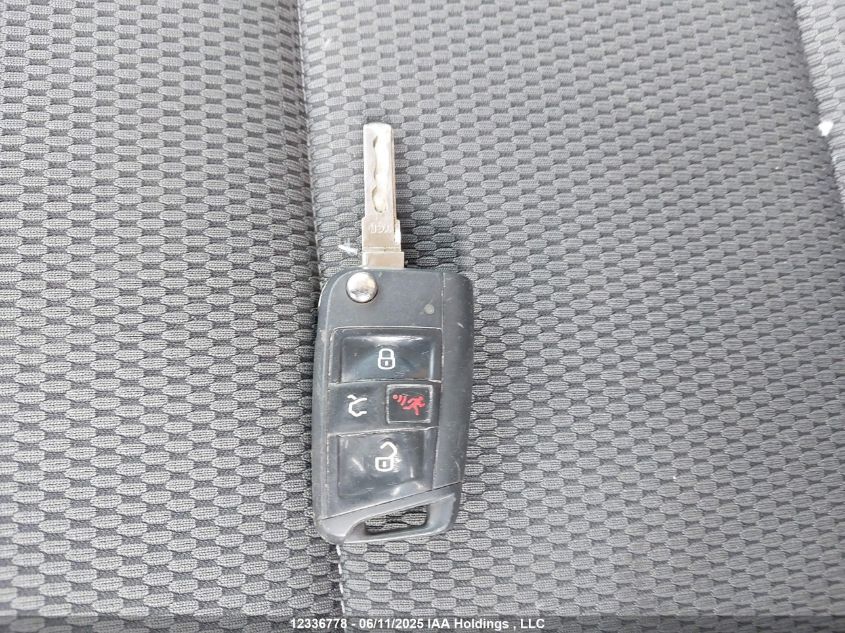 2018 Volkswagen Golf 1.8 Tsi Comfortline/1.8 Tsi Highline/1.8 Tsi Trendline VIN: 3VWG17AU9JM272063 Lot: 12336778X