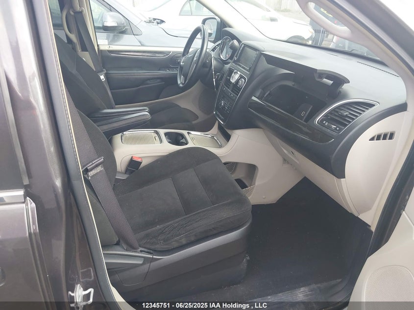 2C4RC1BG3FR700026 2015 CHRYSLER TOWN & COUNTRY photo no. 5
