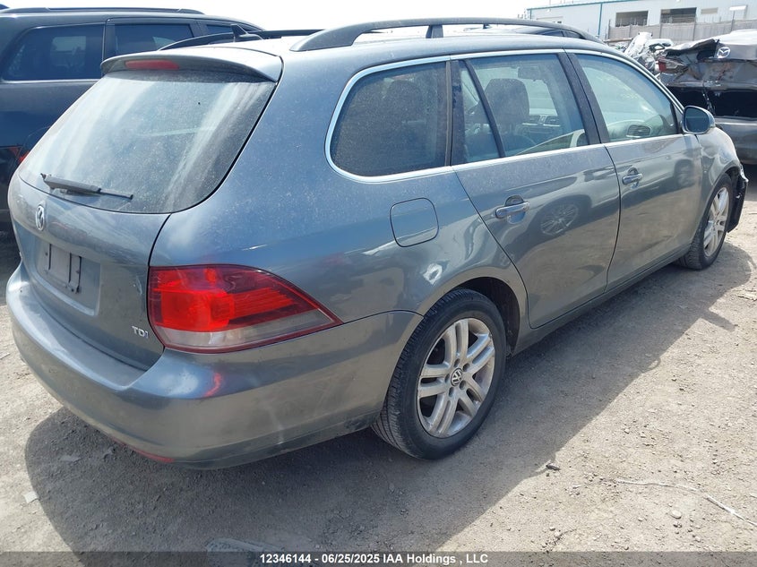 Vin: 3vwtl8aj7am683160, lot: 2720405, volkswagen golf 2.0 tdi highline 20104