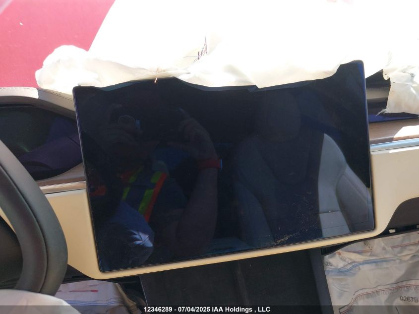 2022 Tesla Model X Awd VIN: 7SAXCBE53NF353740 Lot: 12346289