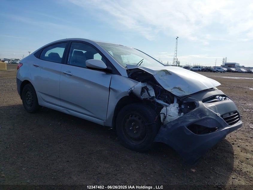 2013 Hyundai Accent Gls/Gs VIN: KMHCT4AEXDU403015 Lot: 12347482