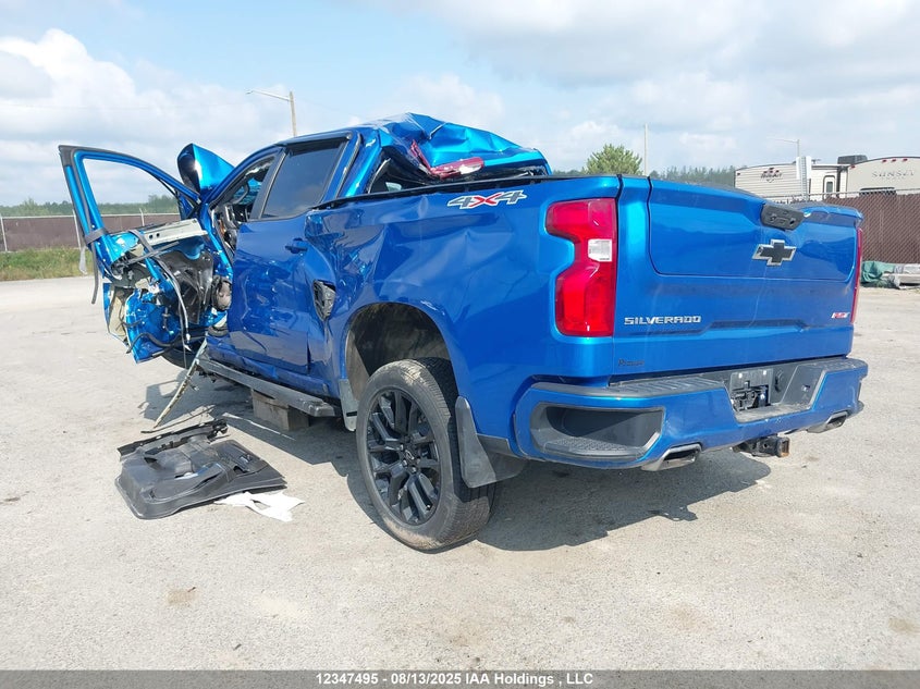 3GCUDEEL8PG325619 2023 CHEVROLET SILVERADO photo no. 3