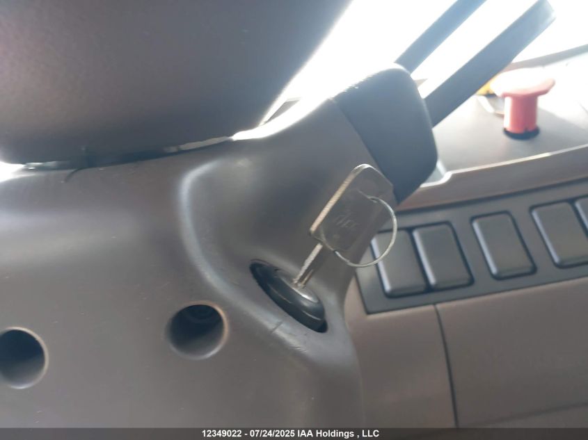 2018 Volvo Vn L VIN: 4V4NC9EH5JN993942 Lot: 12349022