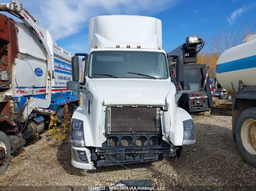 2018 Volvo Vn L VIN: 4V4NC9EH5JN993942 Lot: 12349022