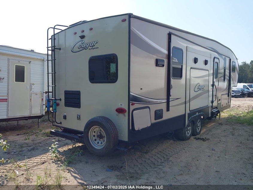 4YDF28R2XJ2501455 2018   photo no. 4