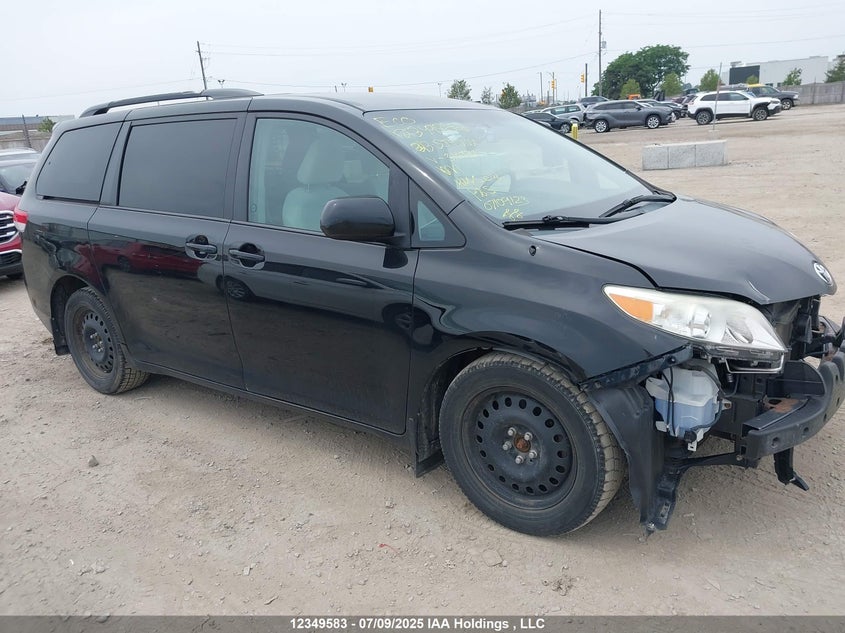 5TDKK3DC1DS316731 2013 Toyota Sienna Le V6 auction photo 1