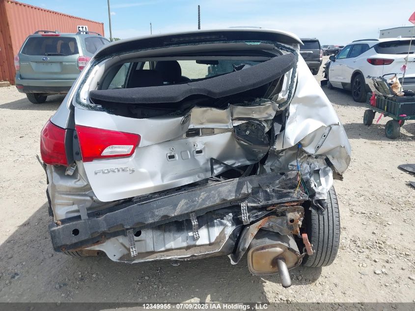 2011 Kia Forte 5-Door VIN: KNAFT5A22B5457152 Lot: 12349955