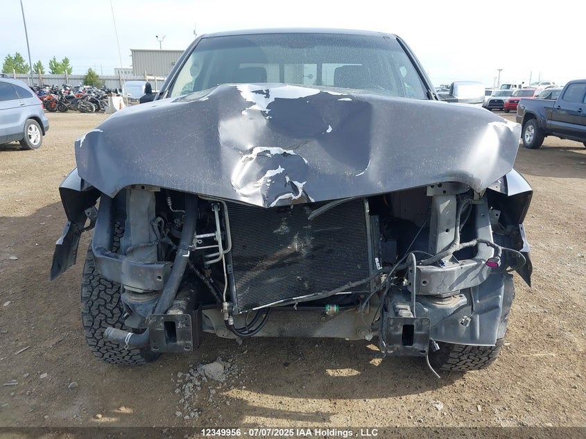 1C6RR7VT4HS672935 2017 RAM 1500 photo no. 6