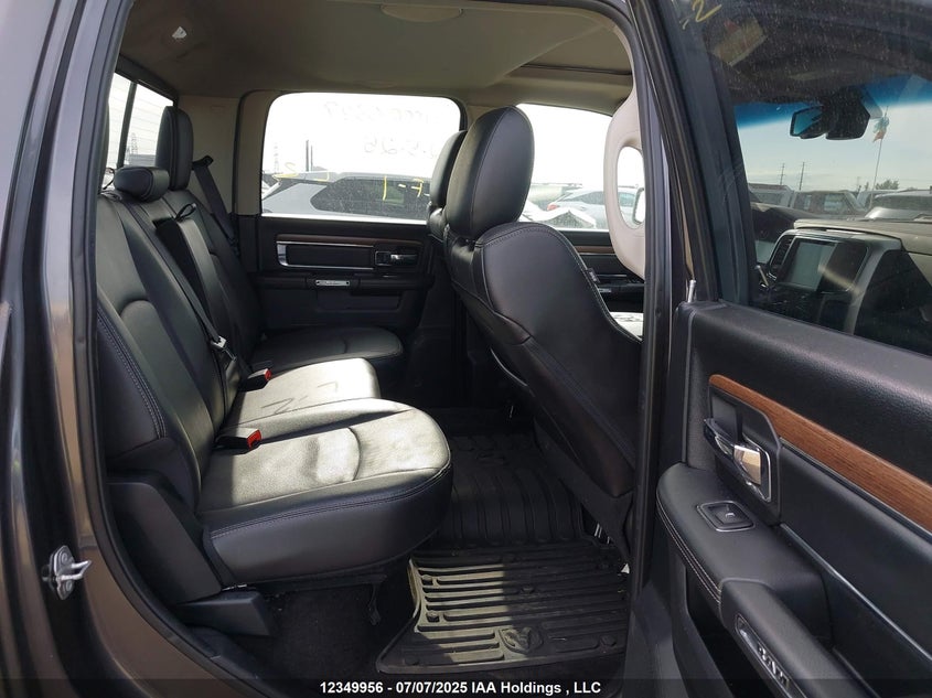 1C6RR7VT4HS672935 2017 RAM 1500 photo no. 8