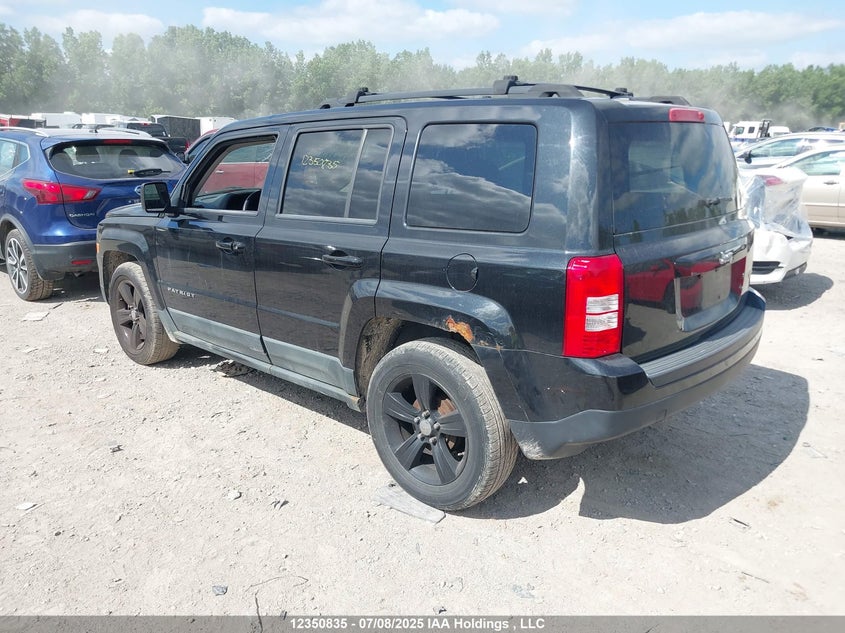 1J4NT2GB4BD224748 2011 JEEP LIBERTY (PATRIOT) photo no. 3