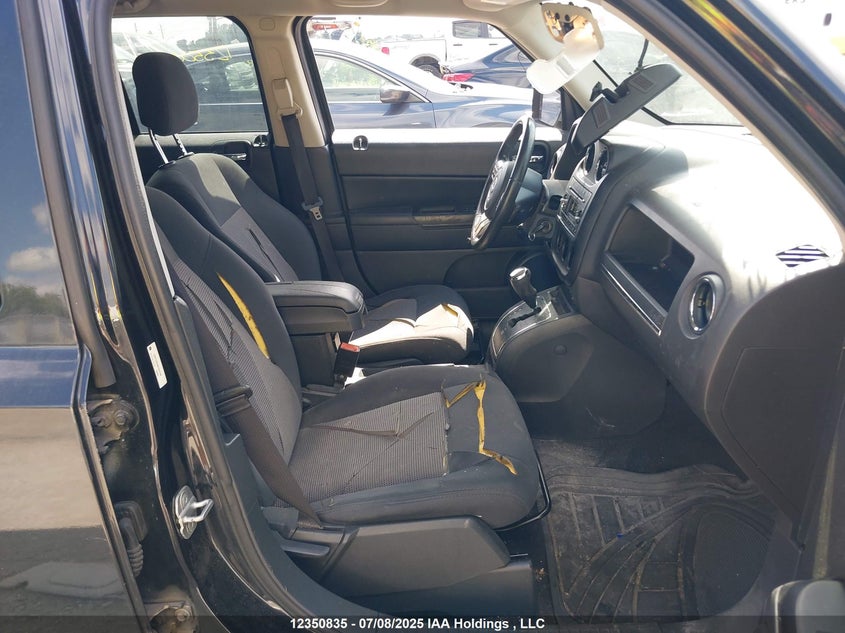 1J4NT2GB4BD224748 2011 JEEP LIBERTY (PATRIOT) photo no. 5