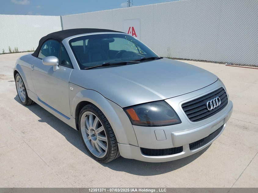 TRUUT28N211019980 2001 Audi Tt Quaro auction photo 1
