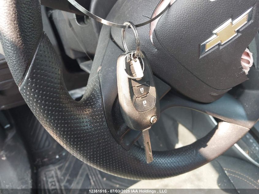 2019 Chevrolet Trax Ls VIN: 3GNCJKSBXKL145709 Lot: 12351515