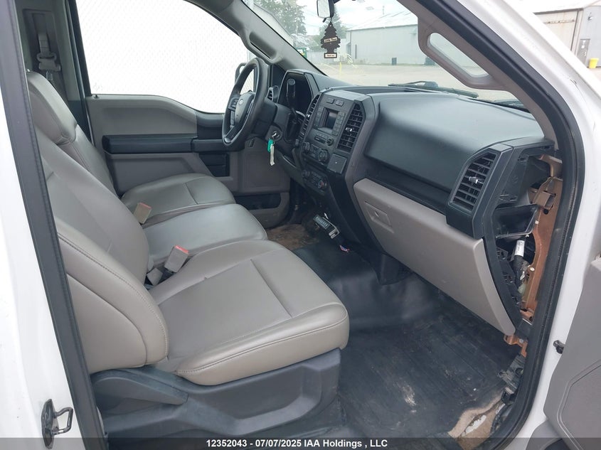 1FTMF1CB9JKE41246 2018 FORD F-150 photo no. 5