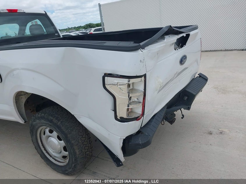 1FTMF1CB9JKE41246 2018 FORD F-150 photo no. 6