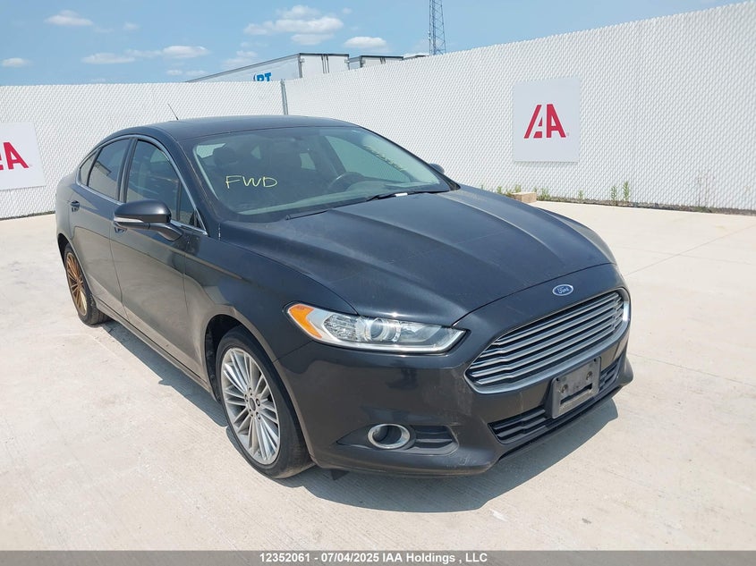FORD FUSION SE