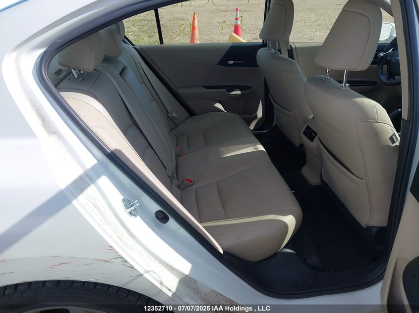 2017 Honda Accord Touring Hybrid VIN: JHMCR6F7XHC800498 Lot: 12352710