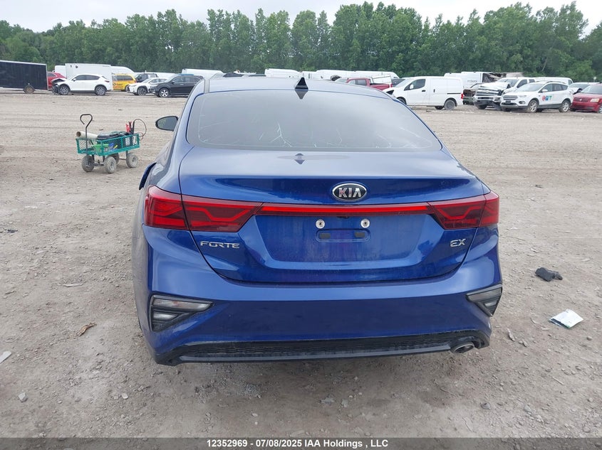 3KPF54AD8ME334780 2021 KIA FORTE photo no. 16