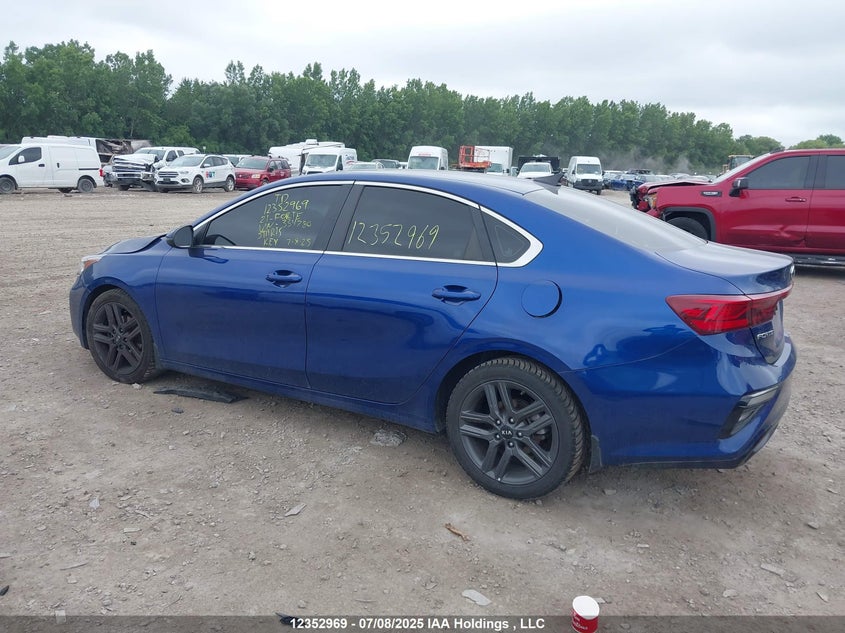 3KPF54AD8ME334780 2021 KIA FORTE photo no. 3