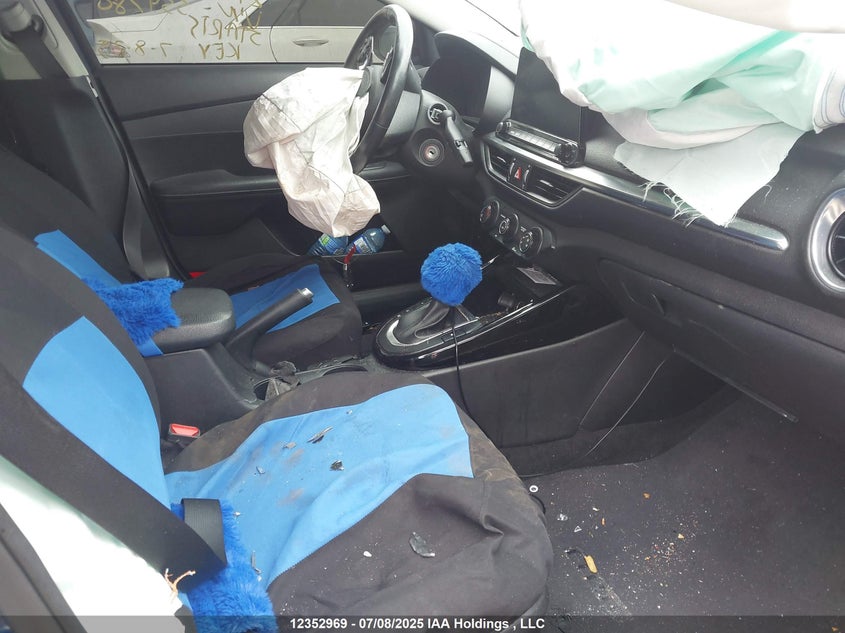 3KPF54AD8ME334780 2021 KIA FORTE photo no. 5